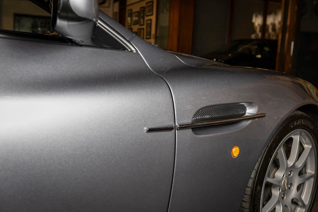 2004 Aston Martin Vanquish 500 SDP - Grigio Titanio