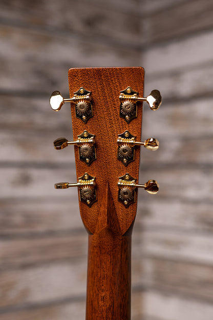 Martin D-41 Standard Series, D-14 Fret Acoustic Guitar - 1933 Ambertone