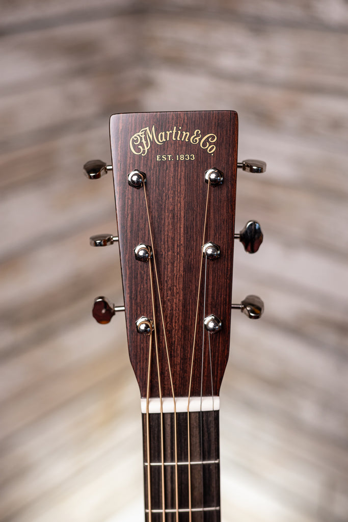 Martin 000-18 Acoustic Guitar - Natural