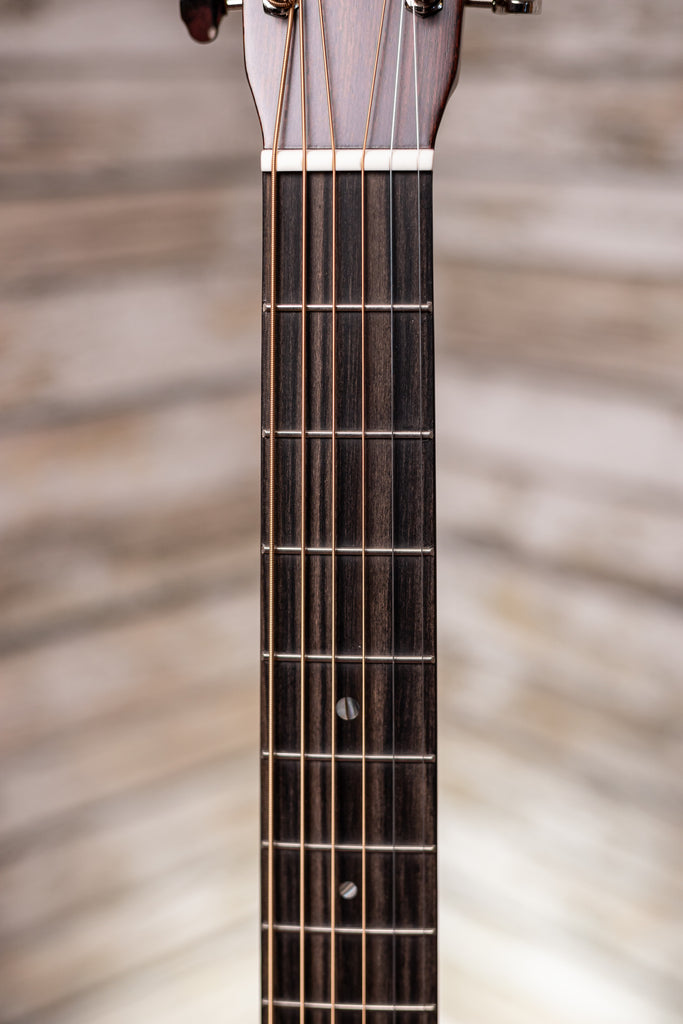 Martin 000-18 Acoustic Guitar - Natural