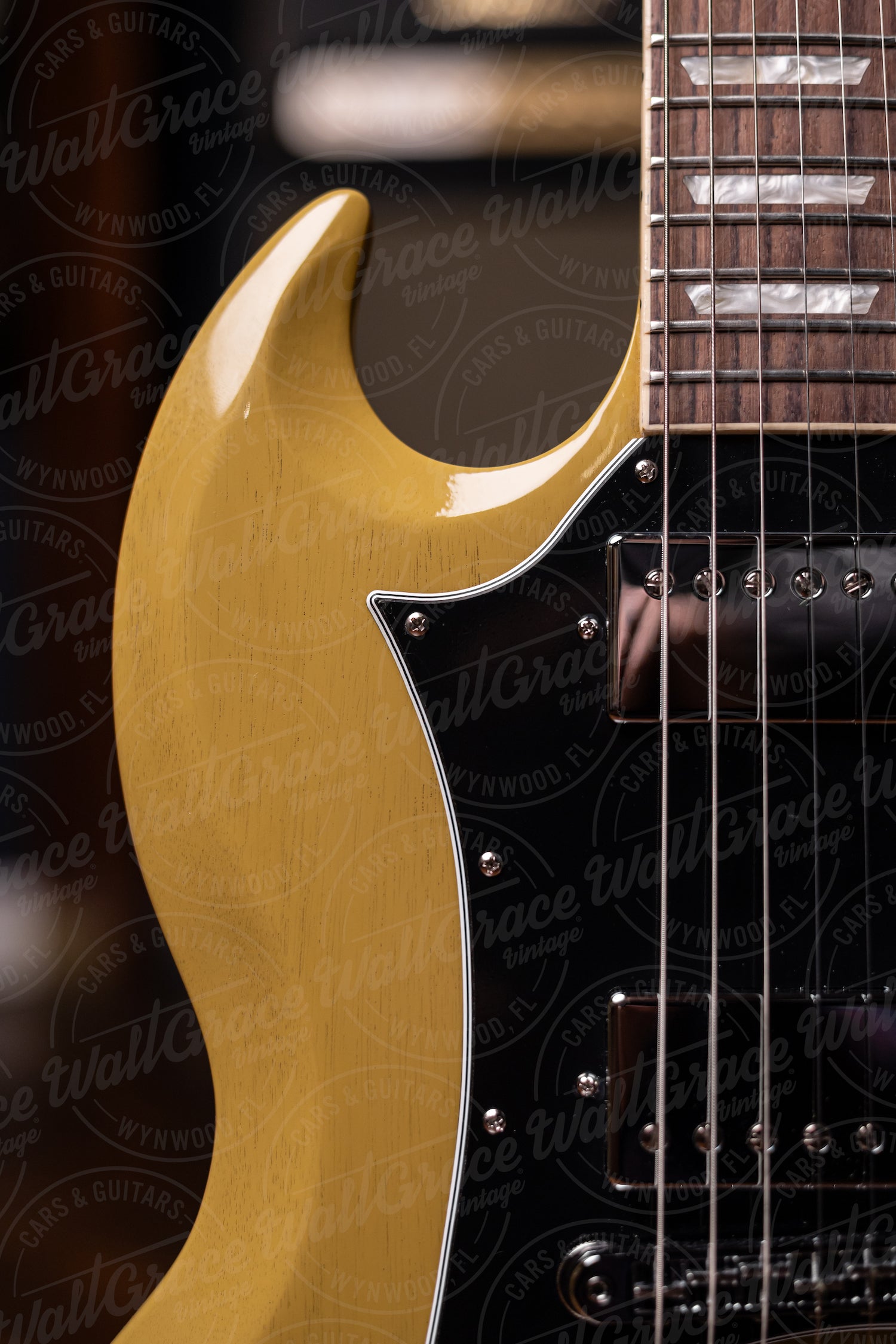 Gibson SG Standard Electric Guitar - TV Yellow