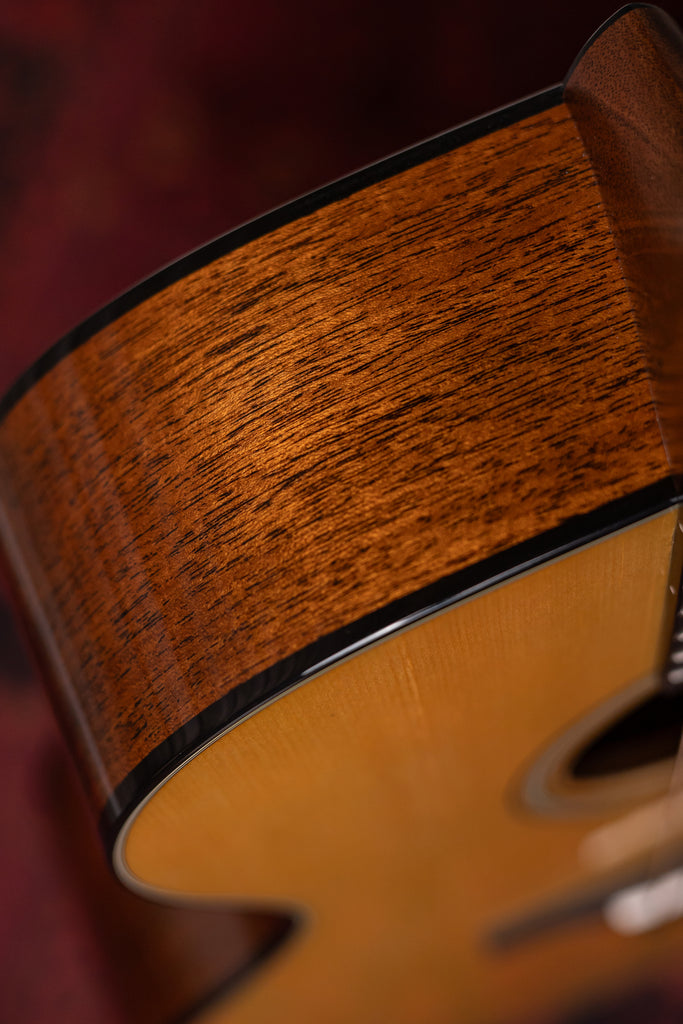 Martin 000-18 Acoustic Guitar - Natural