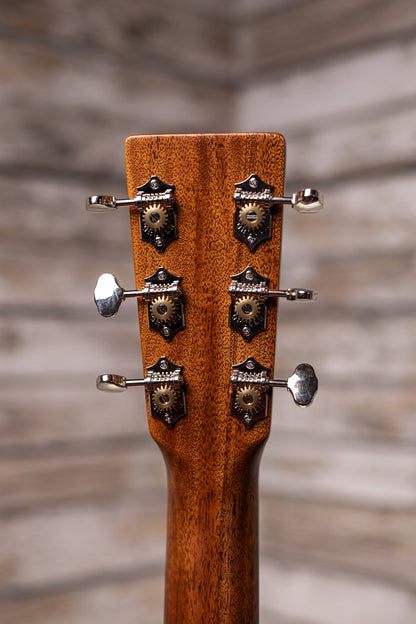 Martin 000-18 Acoustic Guitar - Natural
