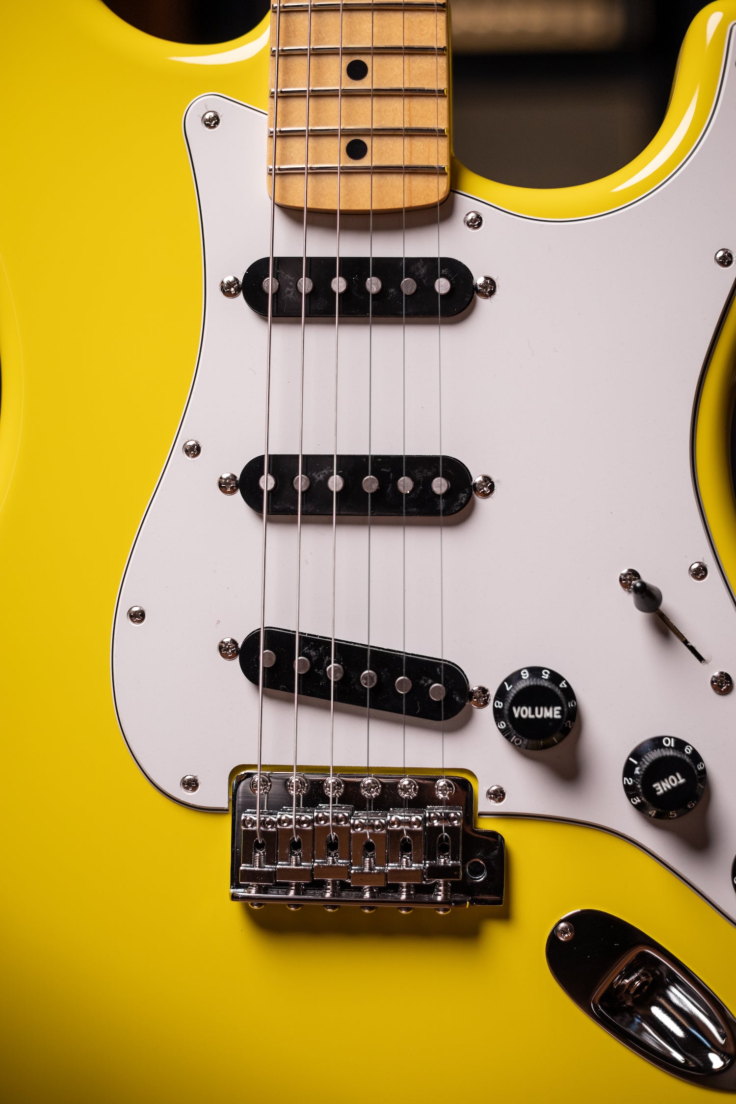 Fender Made in Japan Limited International Color Stratocaster Electric Guitar - Monaco Yellow