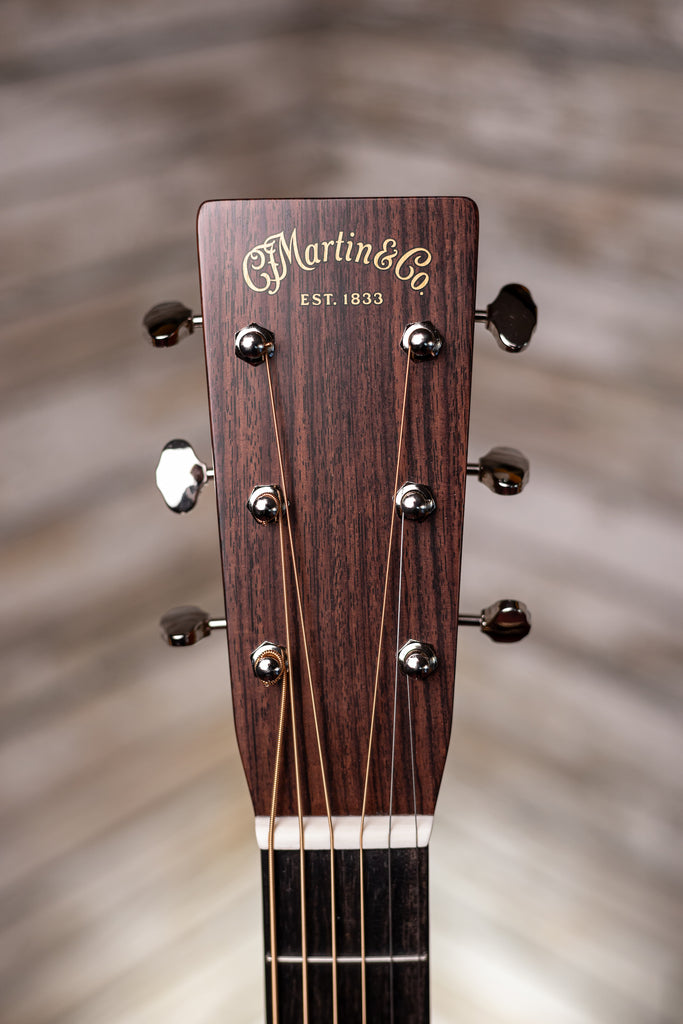 Martin HD-28E Standard Series, D-14 Fret, Acoustic Electric Guitar