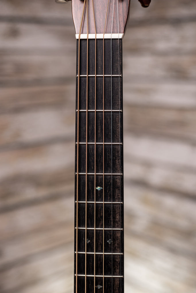 Martin HD-28E Standard Series, D-14 Fret, Acoustic Electric Guitar