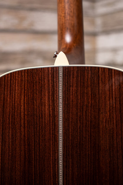 Martin HD-28E Standard Series, D-14 Fret, Acoustic Electric Guitar