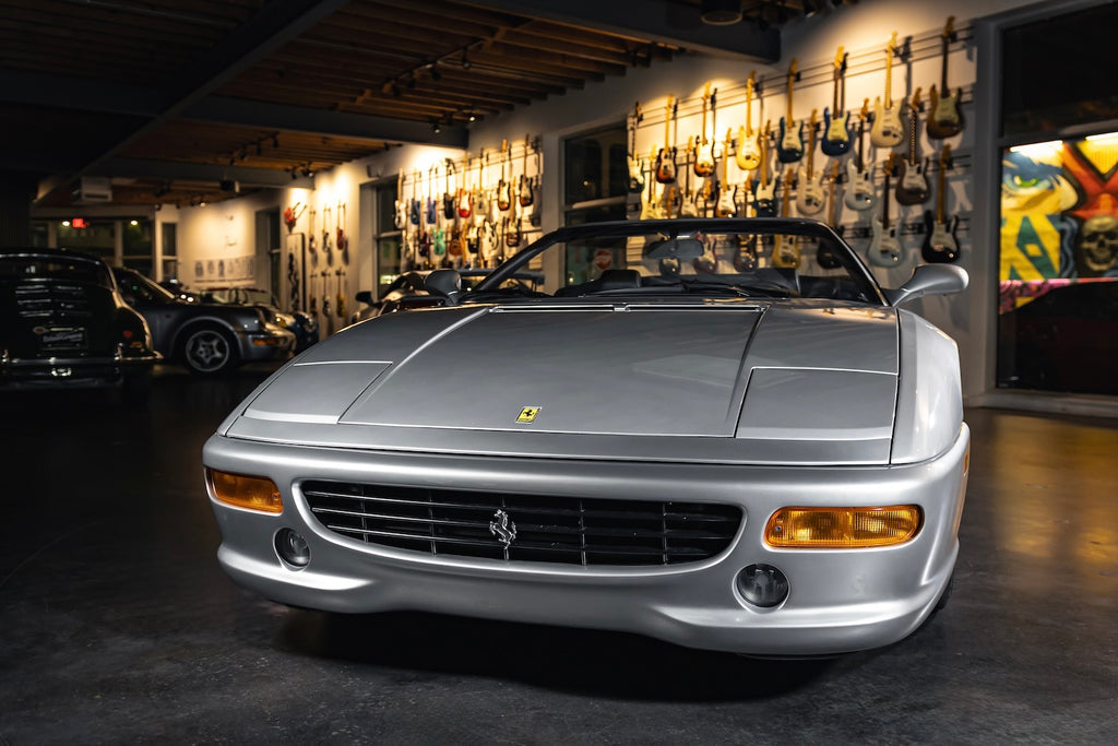 1998 Ferrari 355 Spider | Argento Nürburgring