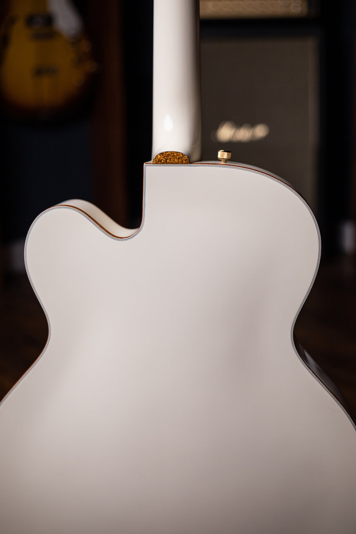 Gretsch G6136T-59 Vintage Select Edition '59 Falcon Hollow Body Electric Guitar - Vintage White