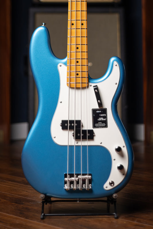 Fender Vintera® III Late '60s Precision Bass® Maple Fingerboard Electric Guitar - Lake Placid Blue
