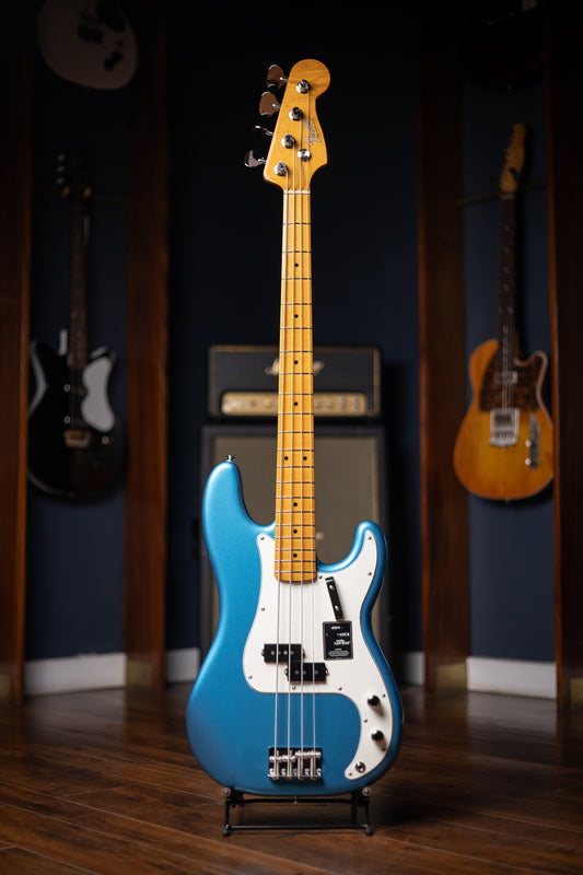Fender Vintera® III Late '60s Precision Bass® Maple Fingerboard Electric Guitar - Lake Placid Blue