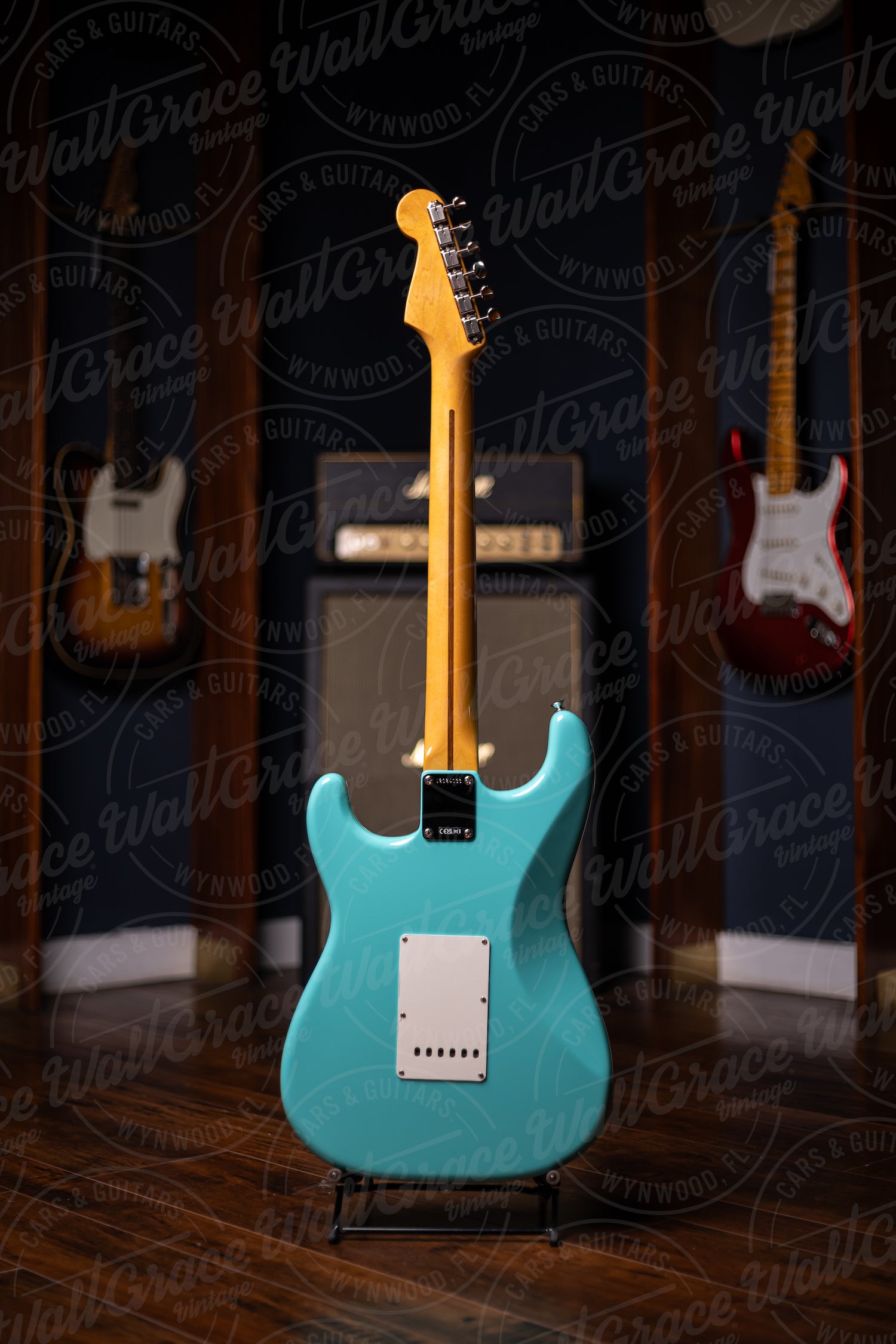 Fender American Vintage II '57 Stratocaster Electric Guitar  - Sea Foam Green