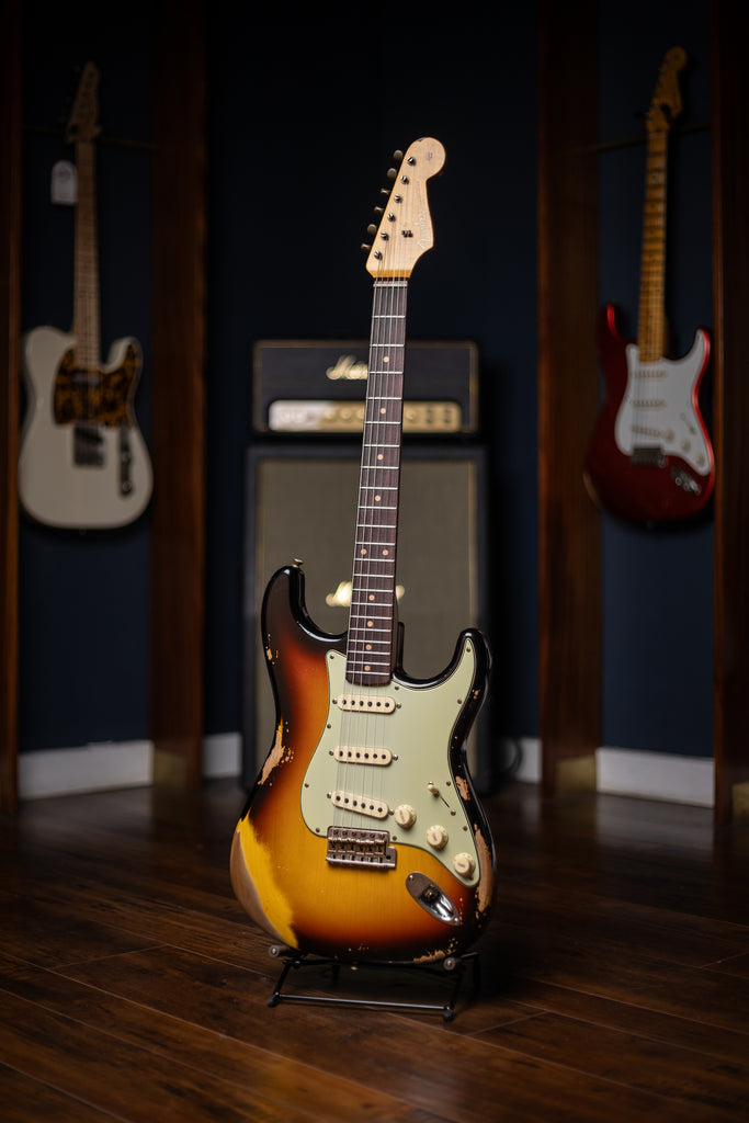 Fender Custom Shop 1960 Stratocaster Heavy Relic Electric Guitar - Faded Aged 3-Color Sunburst