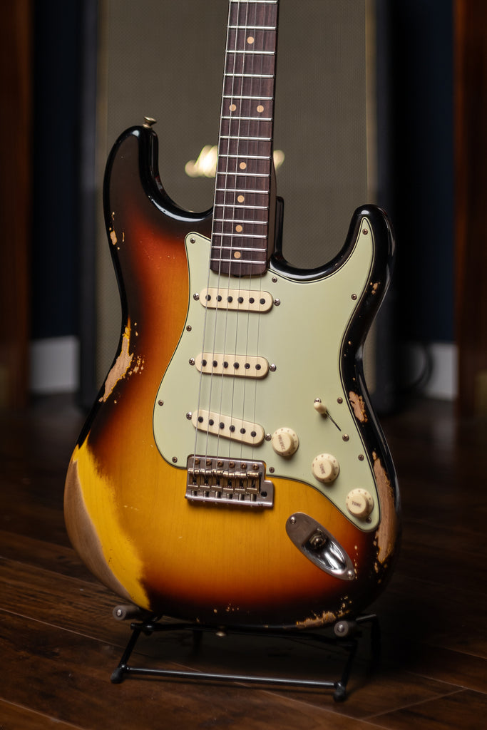 Fender Custom Shop 1960 Stratocaster Heavy Relic Electric Guitar - Faded Aged 3-Color Sunburst