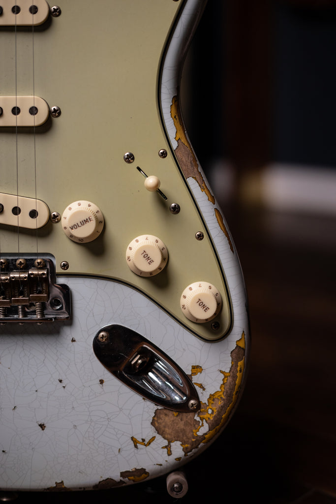 Fender Custom Shop '61 Stratocaster Heavy Relic Electric Guitar - Super Faded Aged Sonic Blue over 3-Color Sunburst