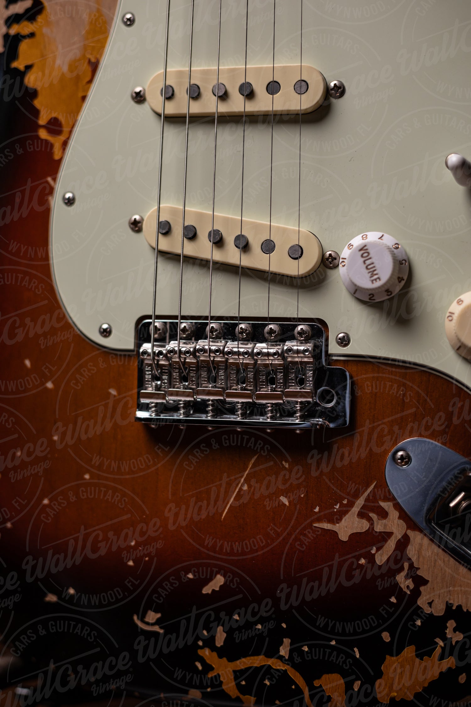 Fender Mike McCready Stratocaster Electric Guitar - 3-Color Sunburst