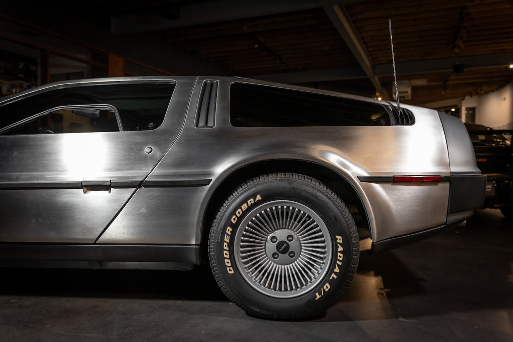 1981 Delorean DMC-12 - Stainless Steel