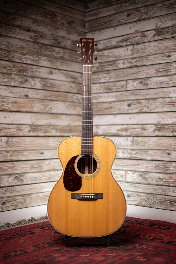 Martin 000-28 Left Handed Acoustic Guitar - Natural