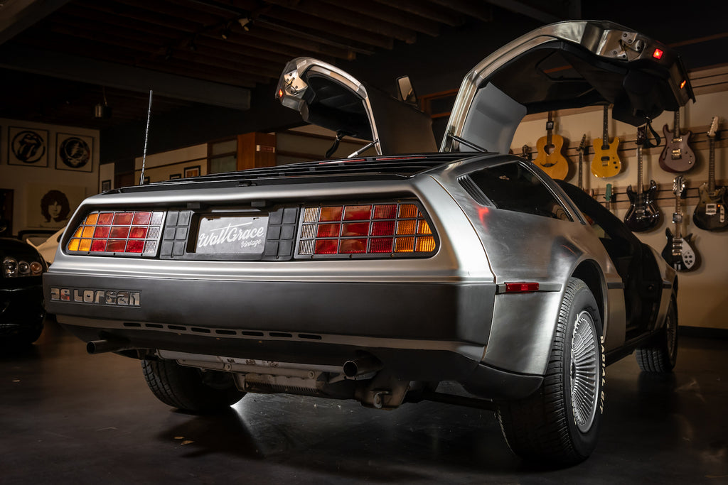 1981 Delorean DMC-12 - Stainless Steel