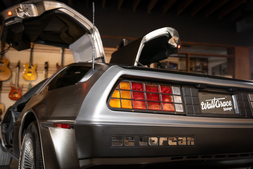 1981 Delorean DMC-12 - Stainless Steel