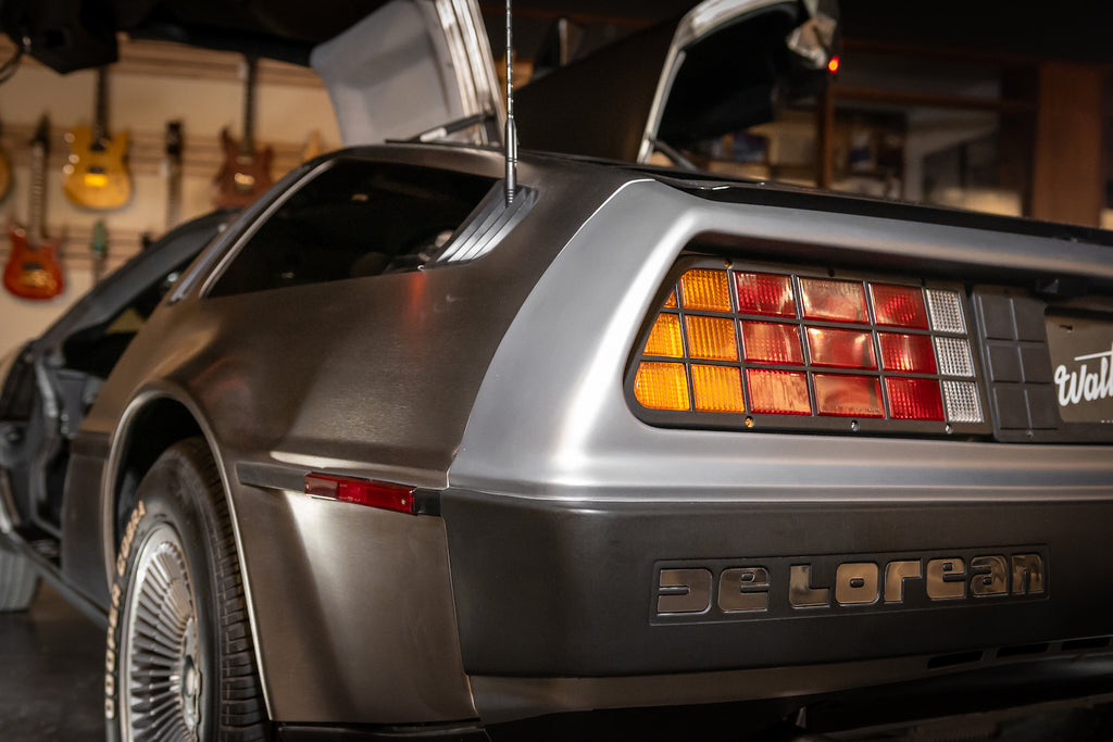 1981 Delorean DMC-12 - Stainless Steel