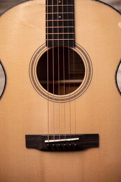 Bedell 1964 Orchestra Special Edition Acoustic Guitar - Natural