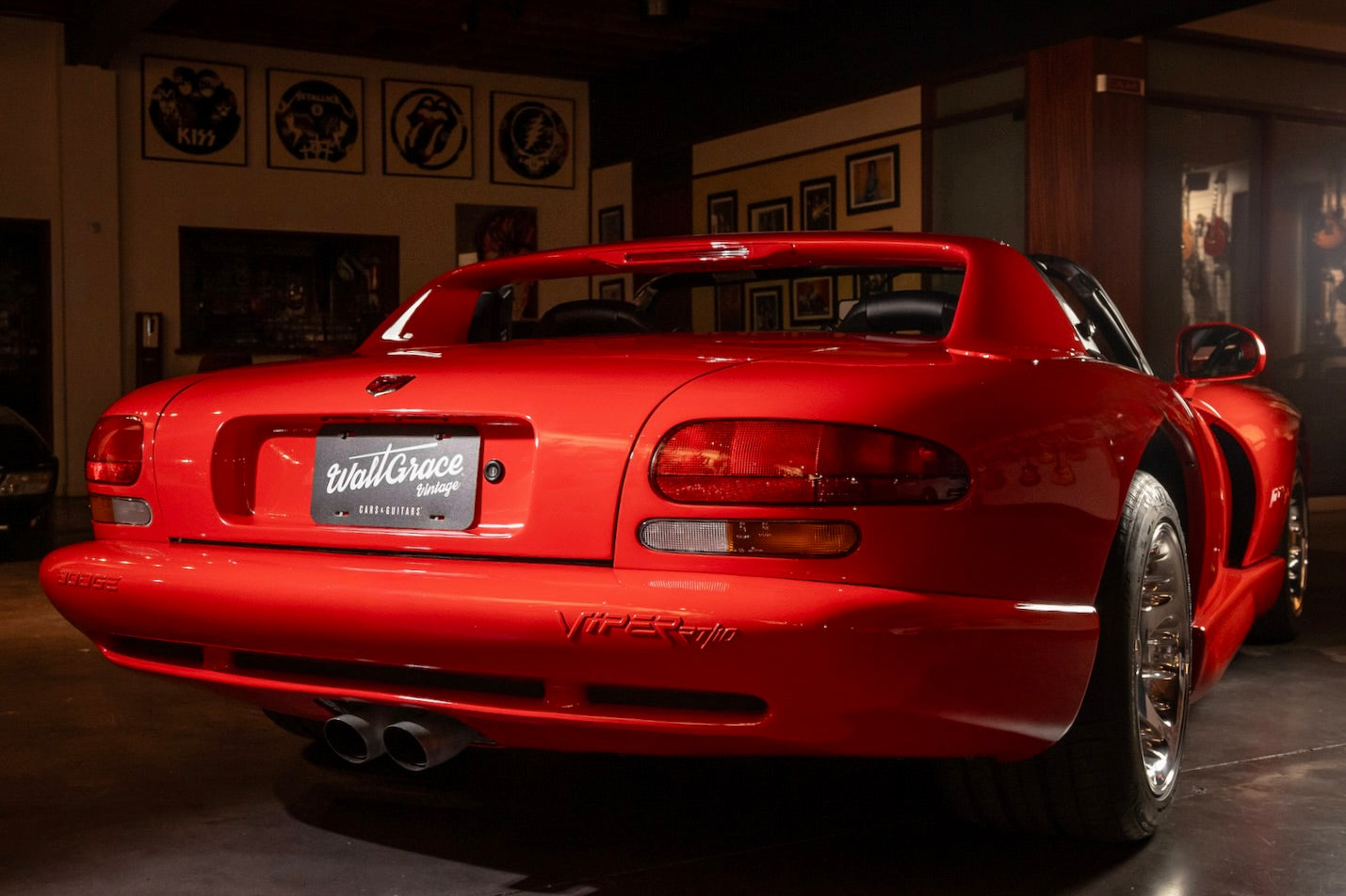 1998 Dodge Viper RT/10 - Viper Red