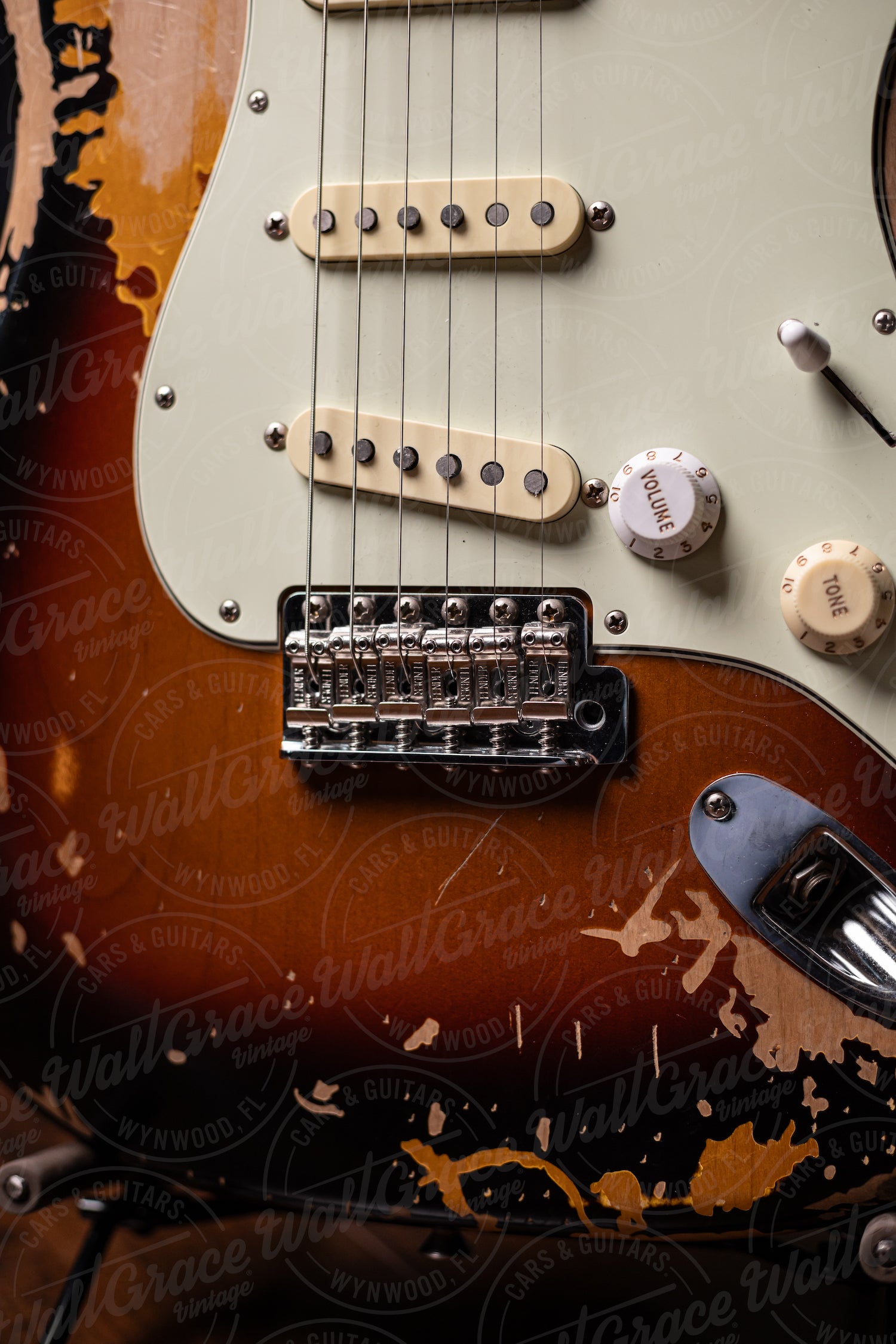 Fender Mike McCready Stratocaster Electric Guitar - 3-Color Sunburst