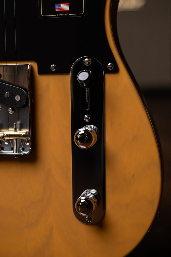 Fender American Vintage II 1951 Telecaster® Electric Guitar - Butterscotch Blonde