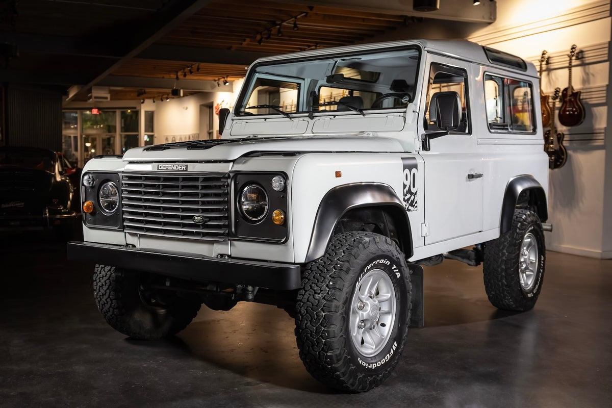 1995 Land Rover Defender 90 | White