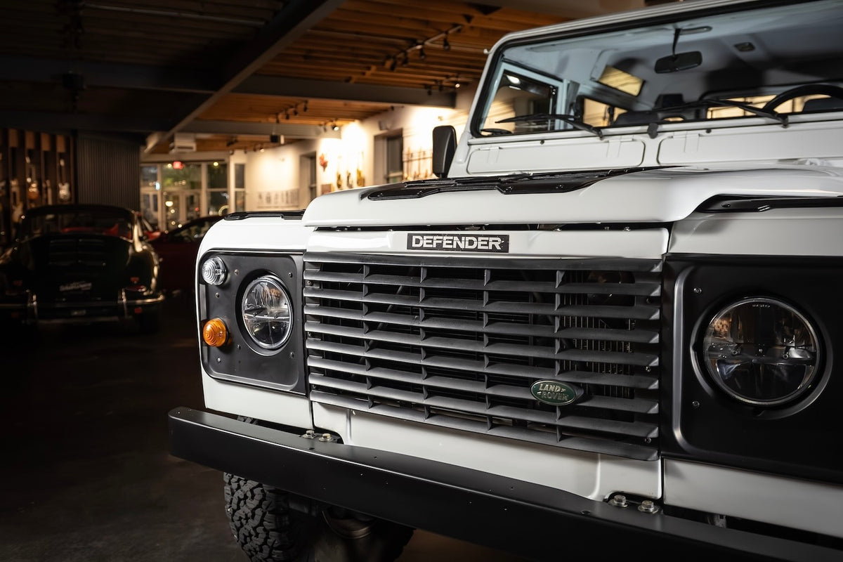 1995 Land Rover Defender 90 | White