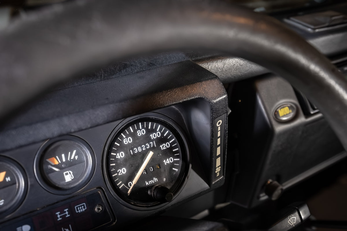 1995 Land Rover Defender 90 | White