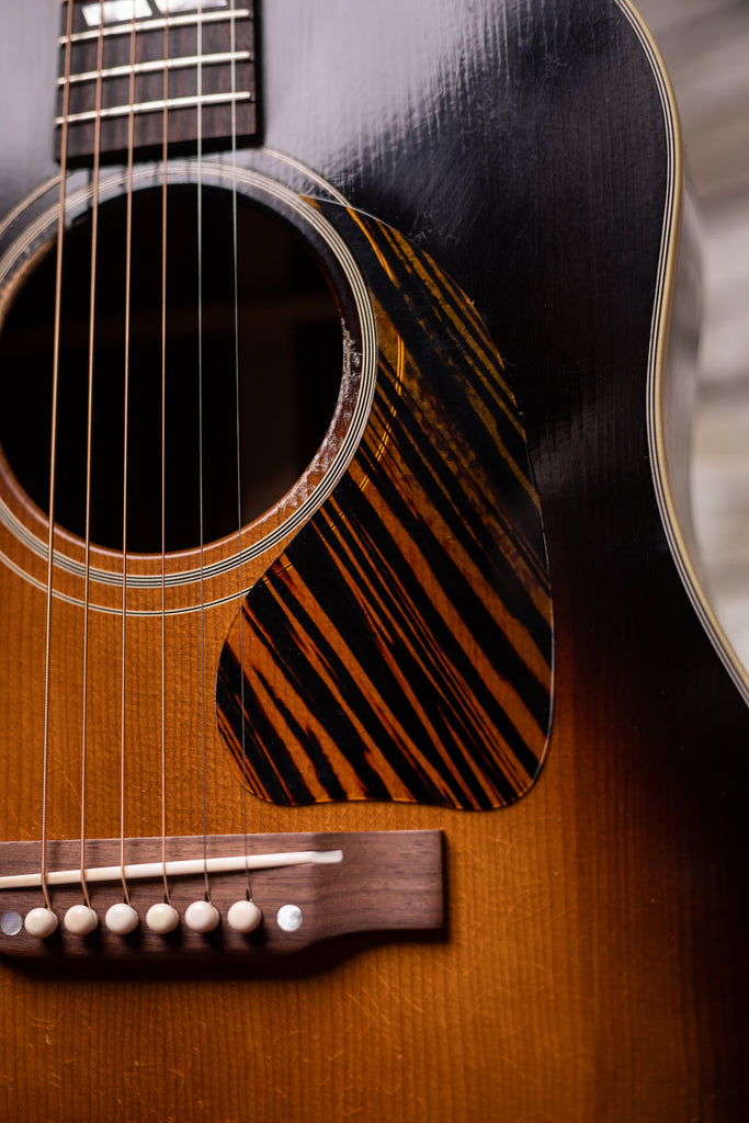 Gibson Custom Shop 1942 Banner Southern Jumbo Murphy Lab Light Aged Acoustic Guitar - Vintage Sunburst