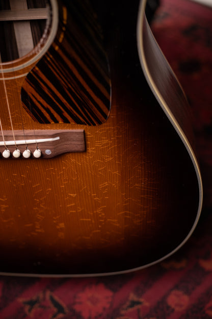 Gibson Custom Shop 1942 Banner Southern Jumbo Murphy Lab Light Aged Acoustic Guitar - Vintage Sunburst
