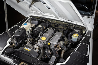 1995 Land Rover Defender 90 | White