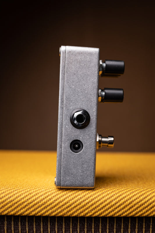 Catalinbread Adineko Oil Can Delay Pedal