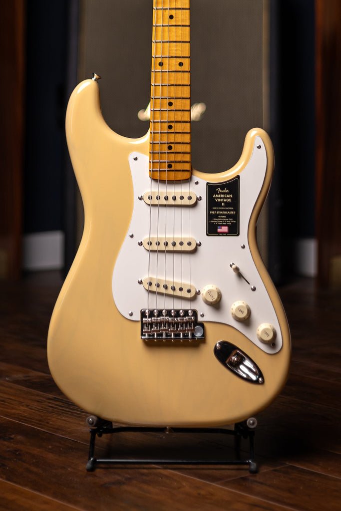 Fender American Vintage II 1957 Stratocaster® Electric Guitar - Vintage Blonde