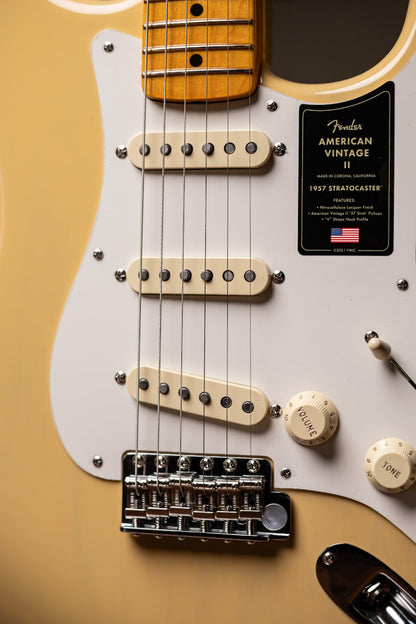 Fender American Vintage II 1957 Stratocaster® Electric Guitar - Vintage Blonde