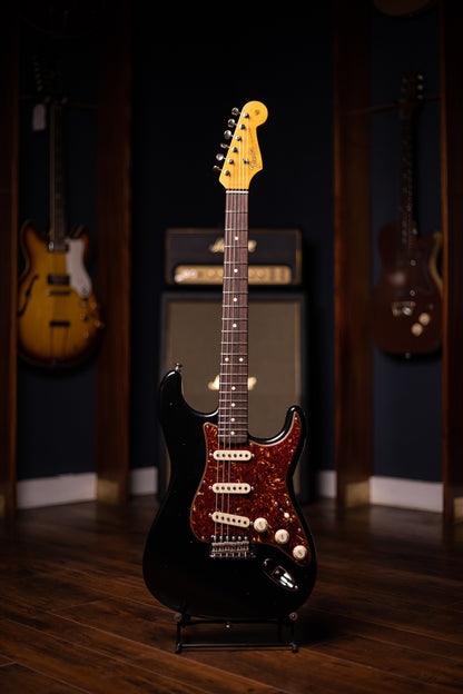 Fender Custom Shop Postmodern Stratocaster Journeyman Relic with Closet Classic Hardware - Aged Black