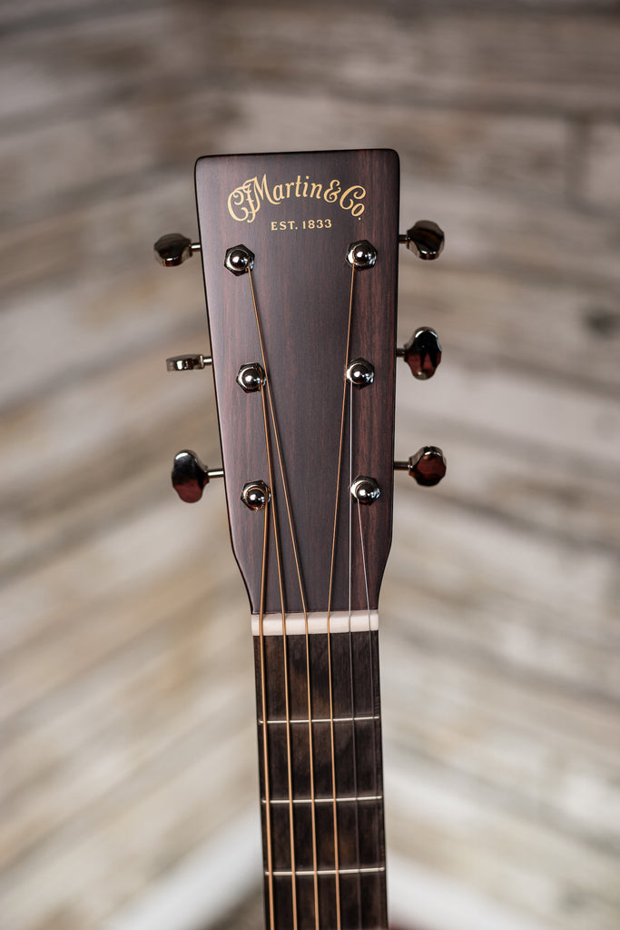 Martin 00-18 Acoustic Guitar