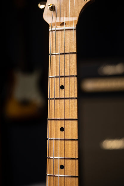 Fender 2019 Vintage Custom '57 Stratocaster Electric Guitar - Aged White Blonde