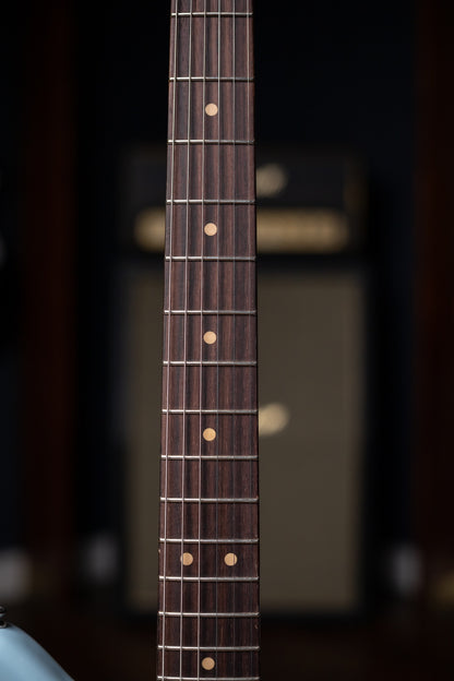 Fender Vintera III Mid '60s Jazzmaster - Sonic Blue
