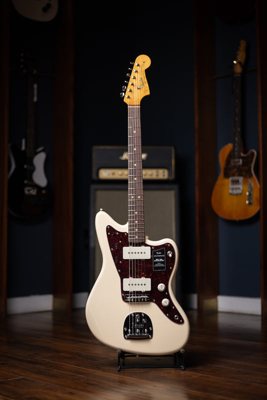 Fender Vintera® III Mid '60s Jazzmaster®, Rosewood Fingerboard Electric Guitar - Olympic White