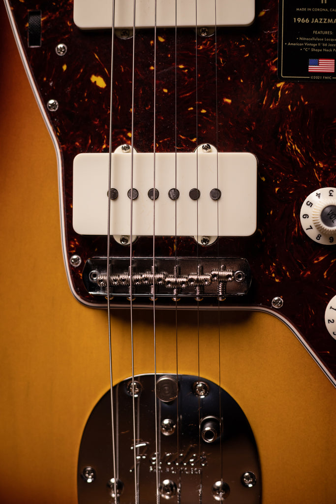 Fender American Vintage II 1966 Jazzmaster Electric Guitar - 3 Color Sunburst