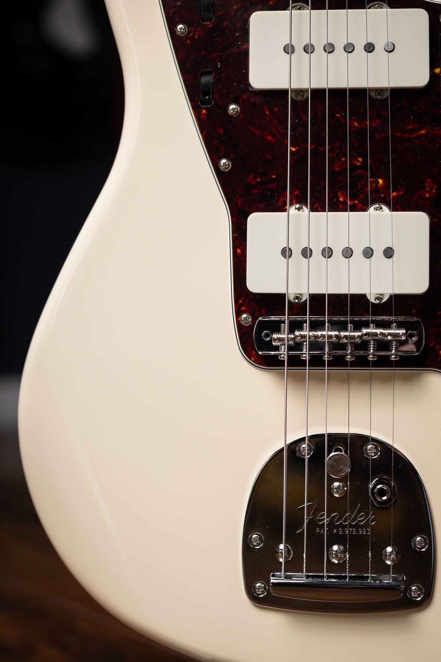 Fender Vintera® III Mid '60s Jazzmaster®, Rosewood Fingerboard Electric Guitar - Olympic White