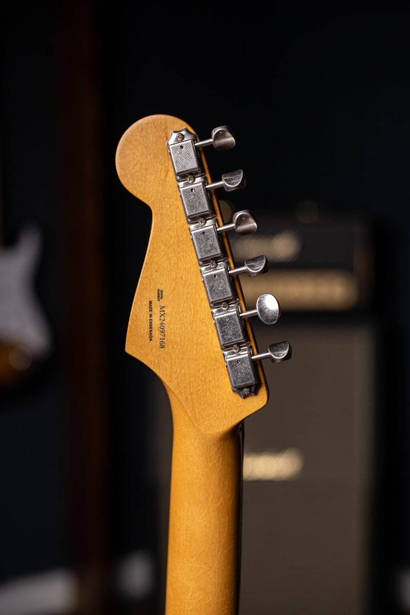 Fender Limited Edition Road Worn® '60s Stratocaster Electric Guitar - Lake Placid Blue