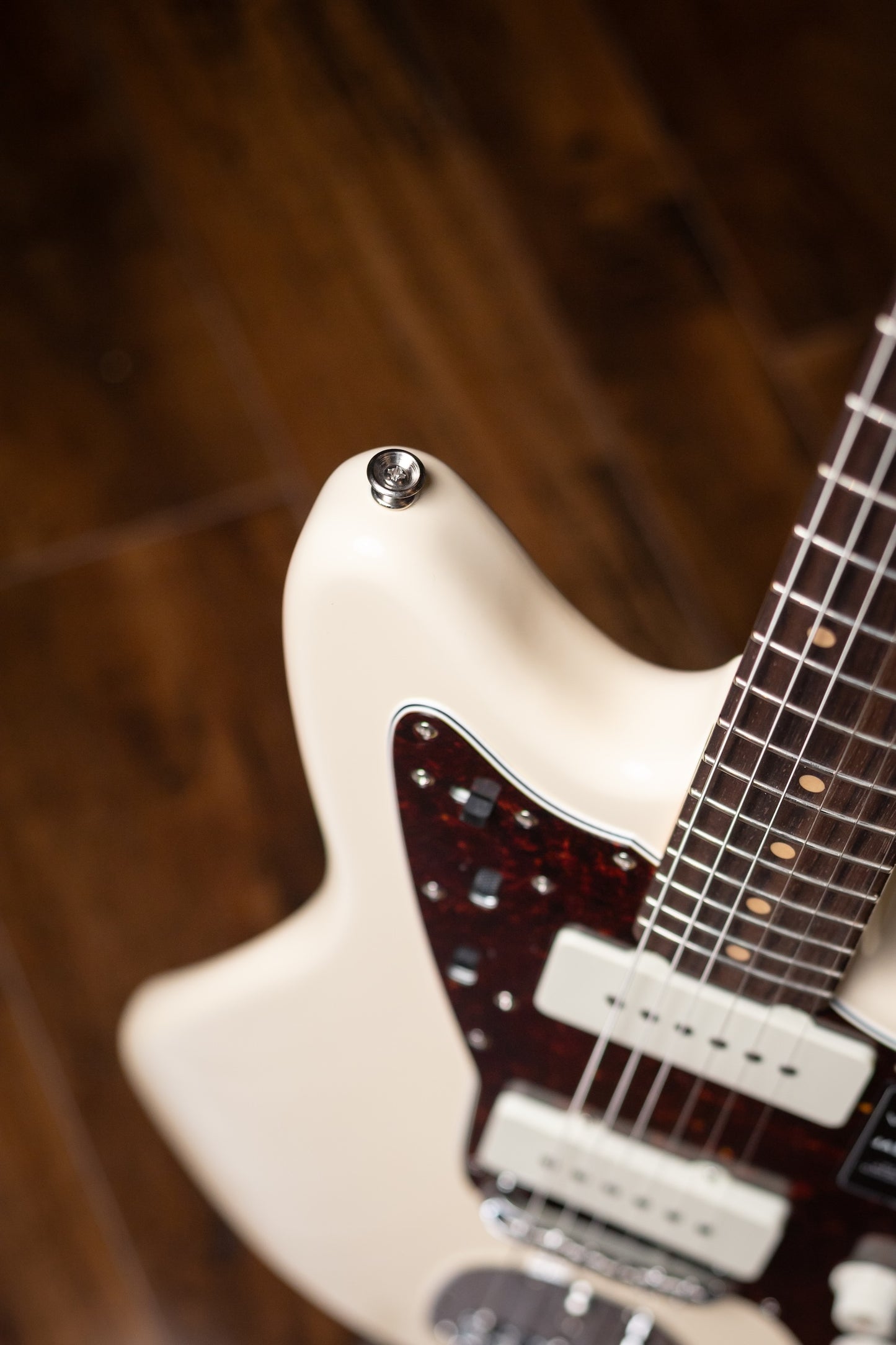 Fender Vintera® III Mid '60s Jazzmaster®, Rosewood Fingerboard Electric Guitar - Olympic White