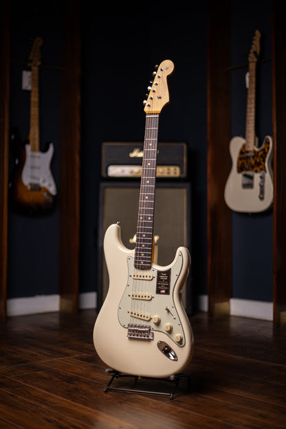 Fender American Vintage II 61 Stratocaster Electric Guitar - Olympic White