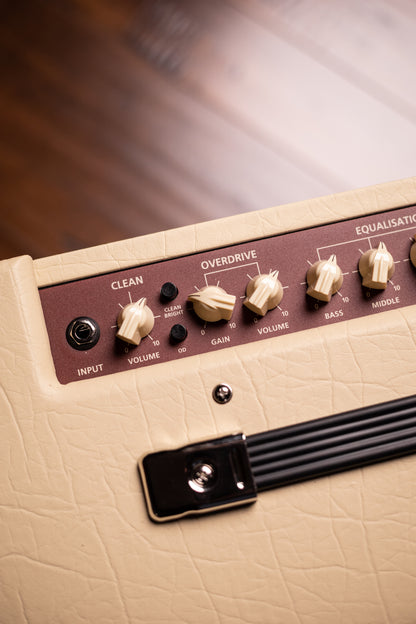 Blackstar Debut 50R 1 x 12-inch 50-watt Combo Amp - Cream