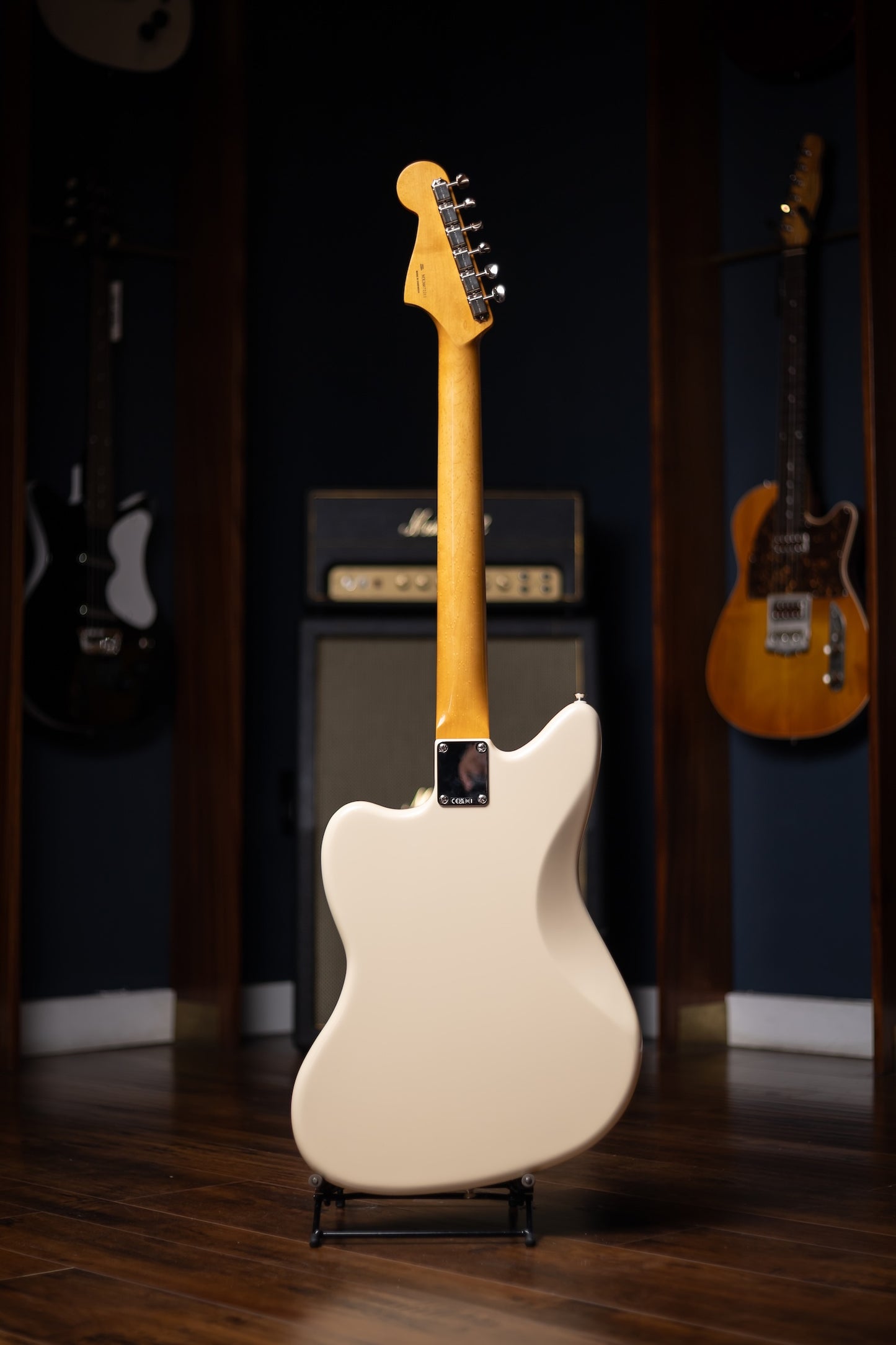 Fender Vintera® III Mid '60s Jazzmaster®, Rosewood Fingerboard Electric Guitar - Olympic White